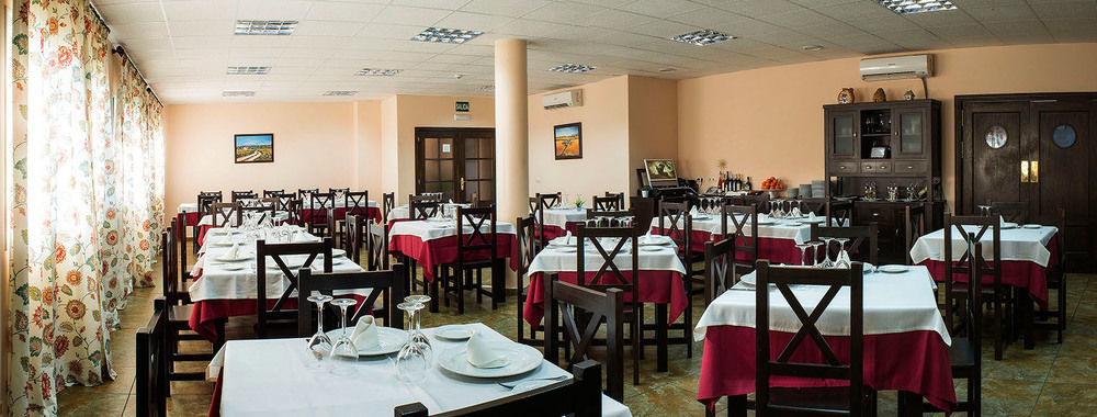 Hotel Restaurante Sostenible La Laguna 브로사스 외부 사진